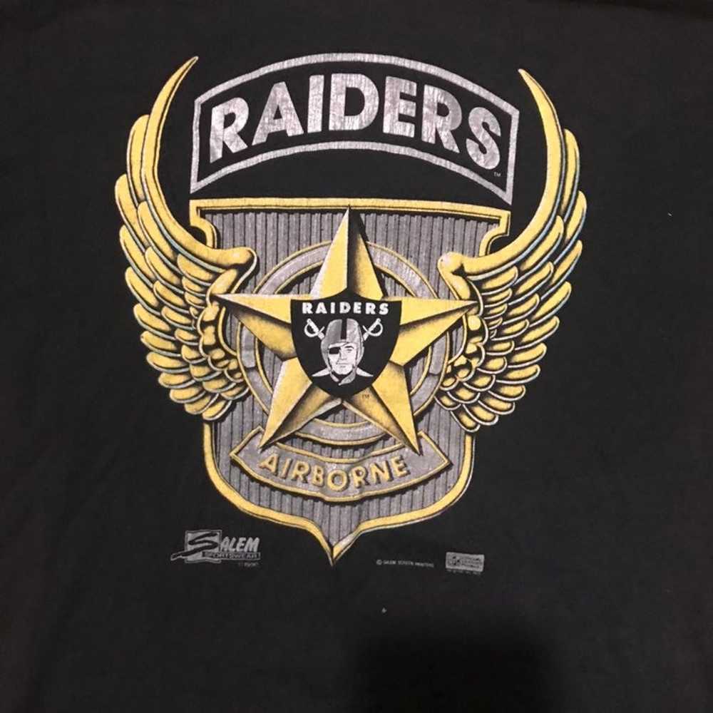 Vtg 90s Los Angeles Raiders shirt - image 3