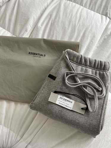 Fear of God Essentials Graphic Sweatpants Grey/White