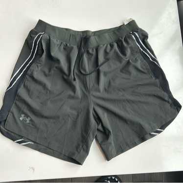 Under armour fitted sale coupe ajustee shorts