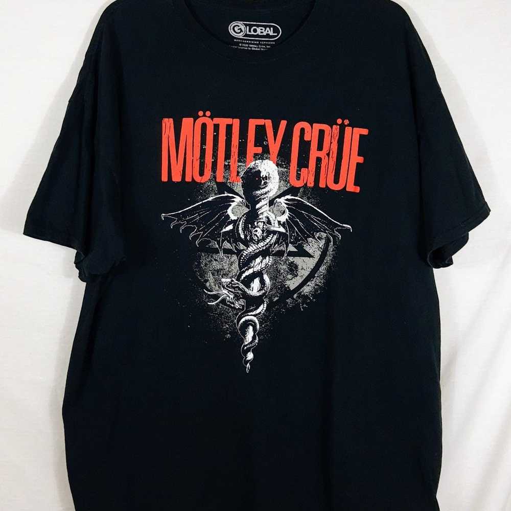 Motley Crue Men's T-Shirt Size XXL - image 1