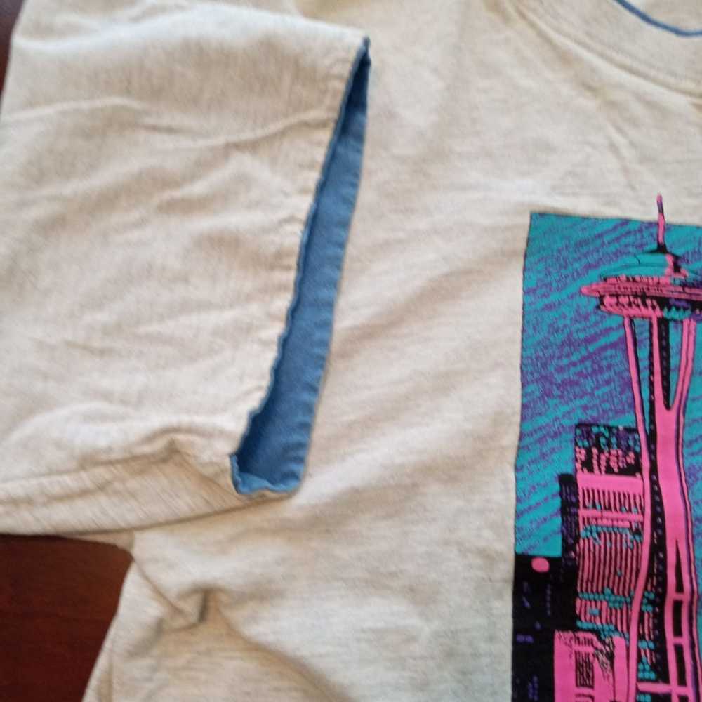 Vtg {{RARE}} 90's Seattle Pink Neon Single Stitch… - image 3