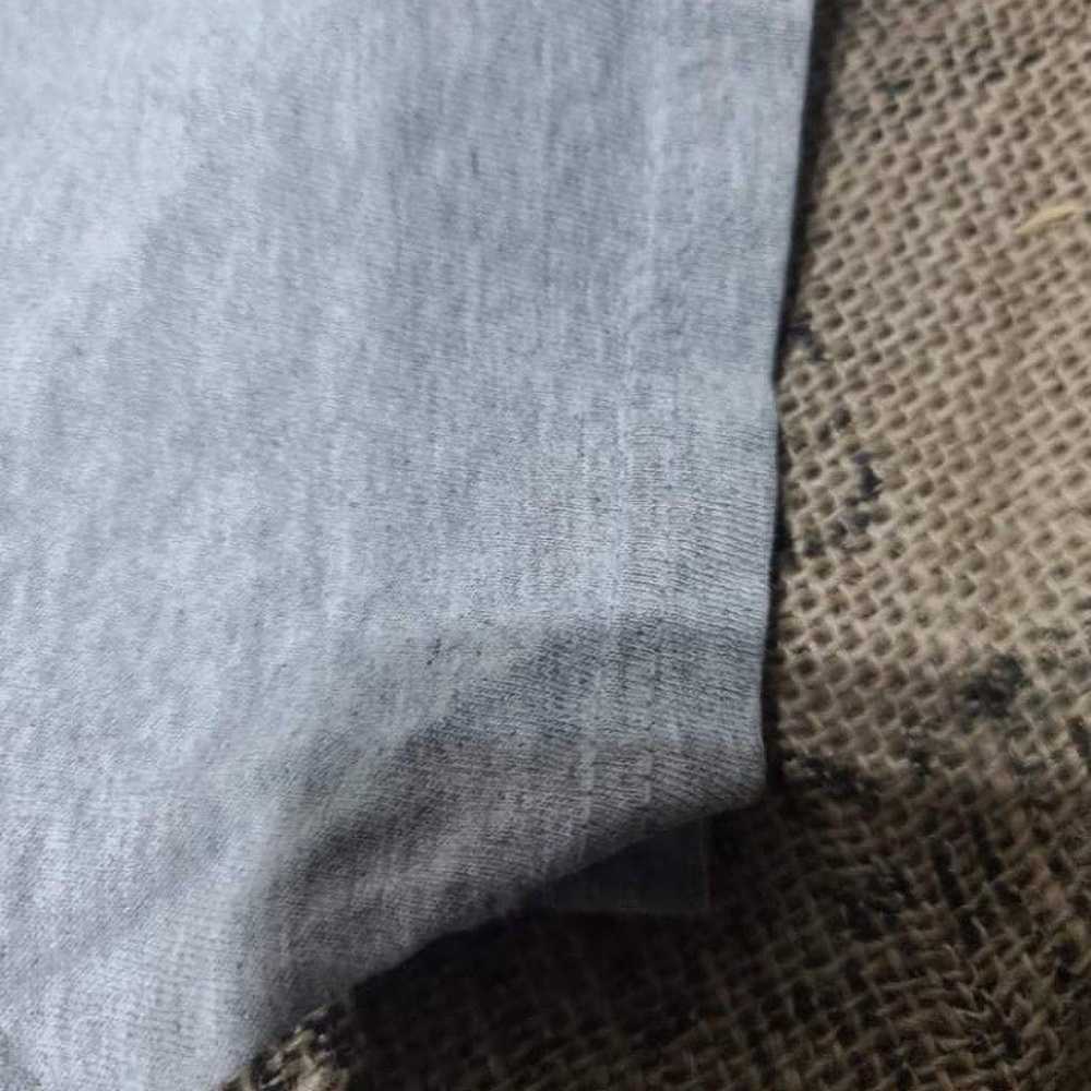 Gray shirt - image 3