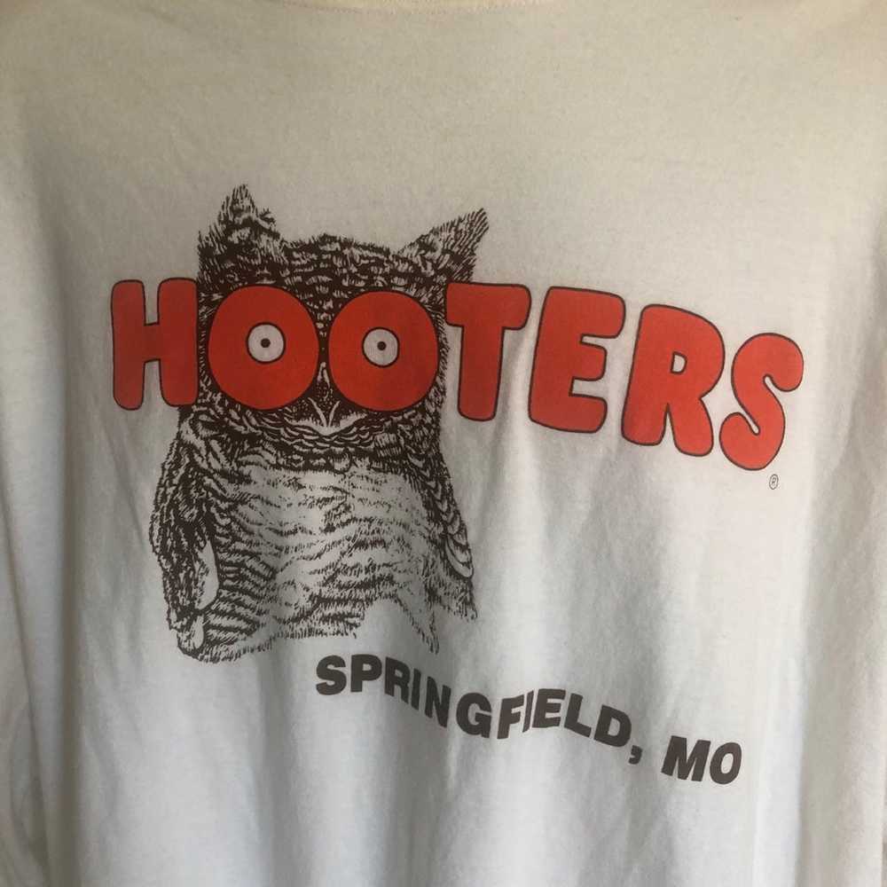 Vintage Hooters Tshirt Adult Mock Springfield Mis… - image 2
