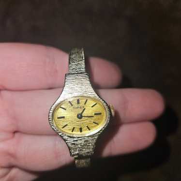 VINTAGE Womens Timex Watch
