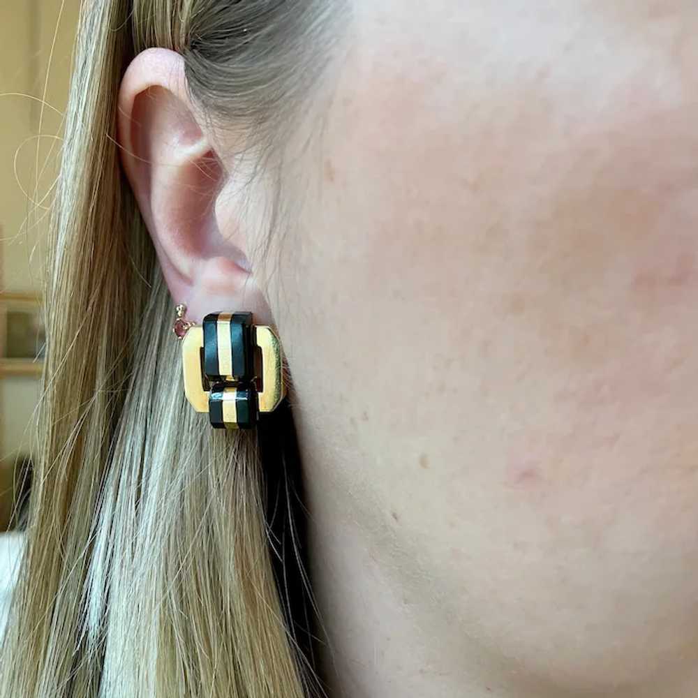 18K Yellow Gold and Onyx Earring - image 4