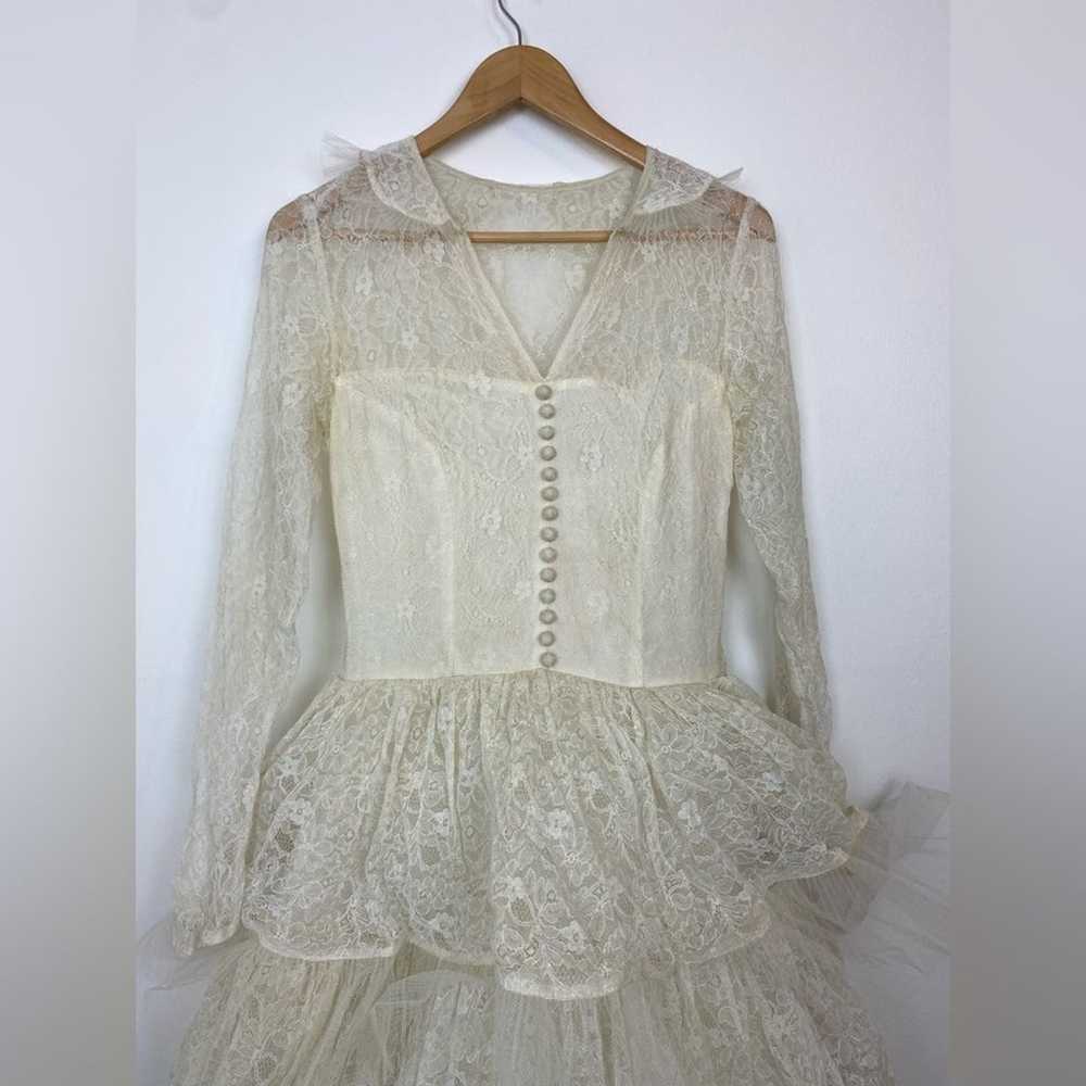 Vintage 1950s Lace & Tulle Layered Wedding Dress - image 7