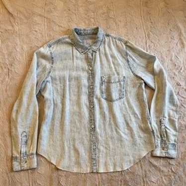 Rails Ingrid Raw Hem Button Down In The Color Lig… - image 1