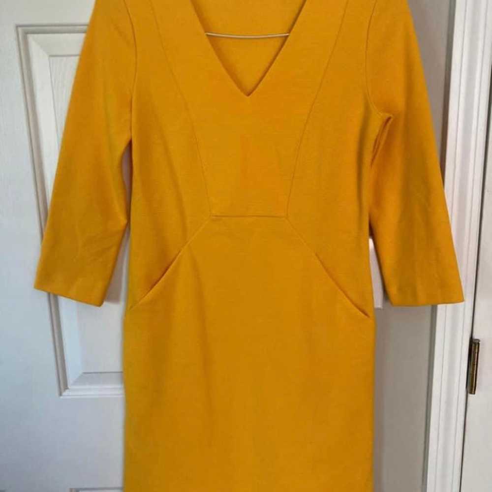 Ladies Boden Yellow Spring Summer Dress size 2 - image 2