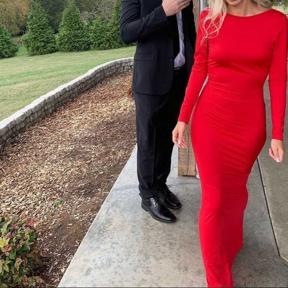 James Bond vibes red dress - image 2