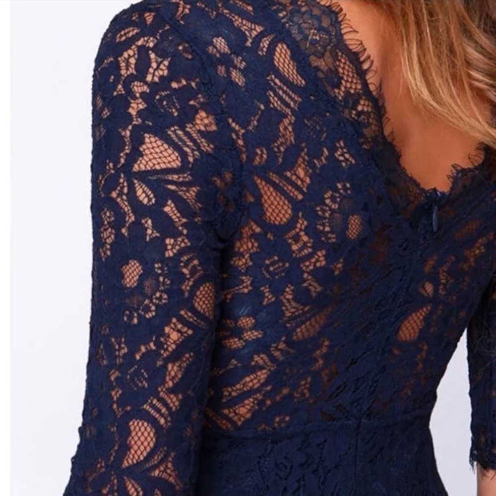 NWOT Lulus The Only One navy blue mermaid lace dr… - image 3