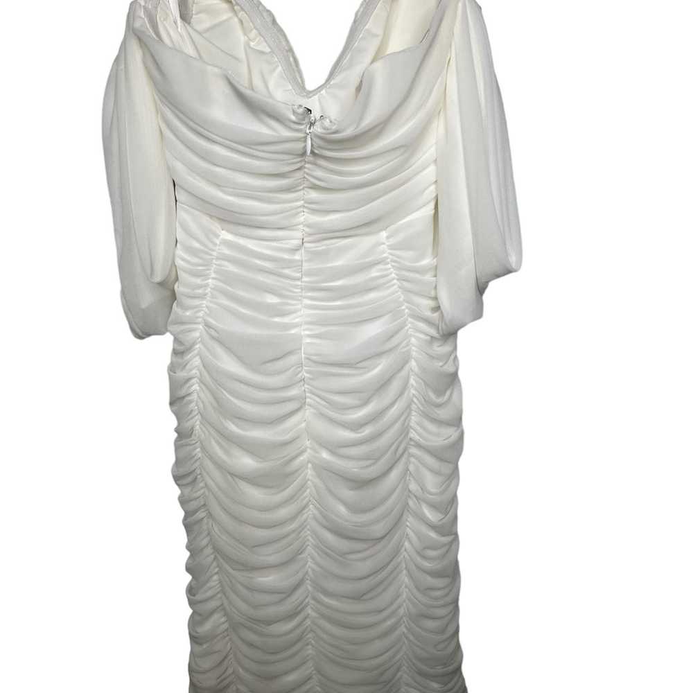 White ruched dress - image 3