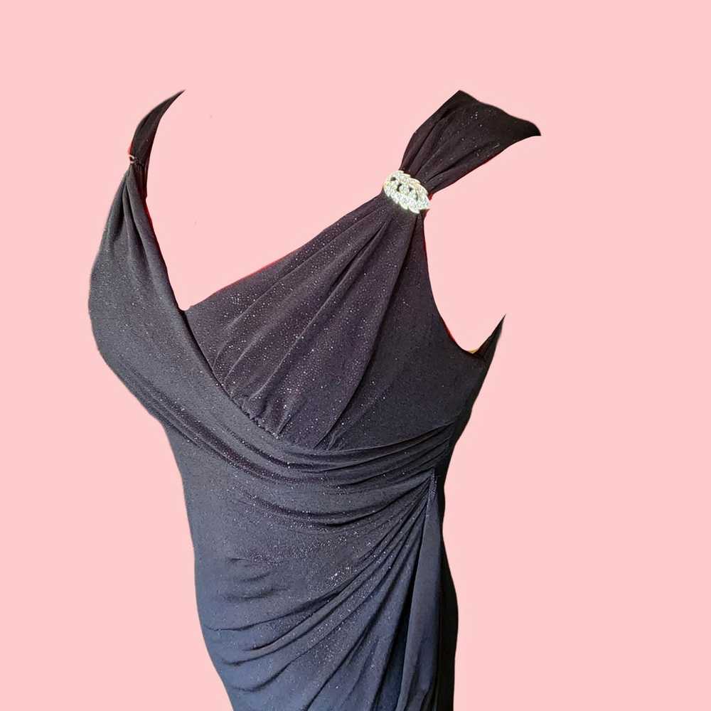Black Shimmer Sleevless Full Length Evening Gown - image 3
