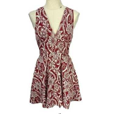 Eight Sixty Anthropologie Woman's Red Paisley V-N… - image 1