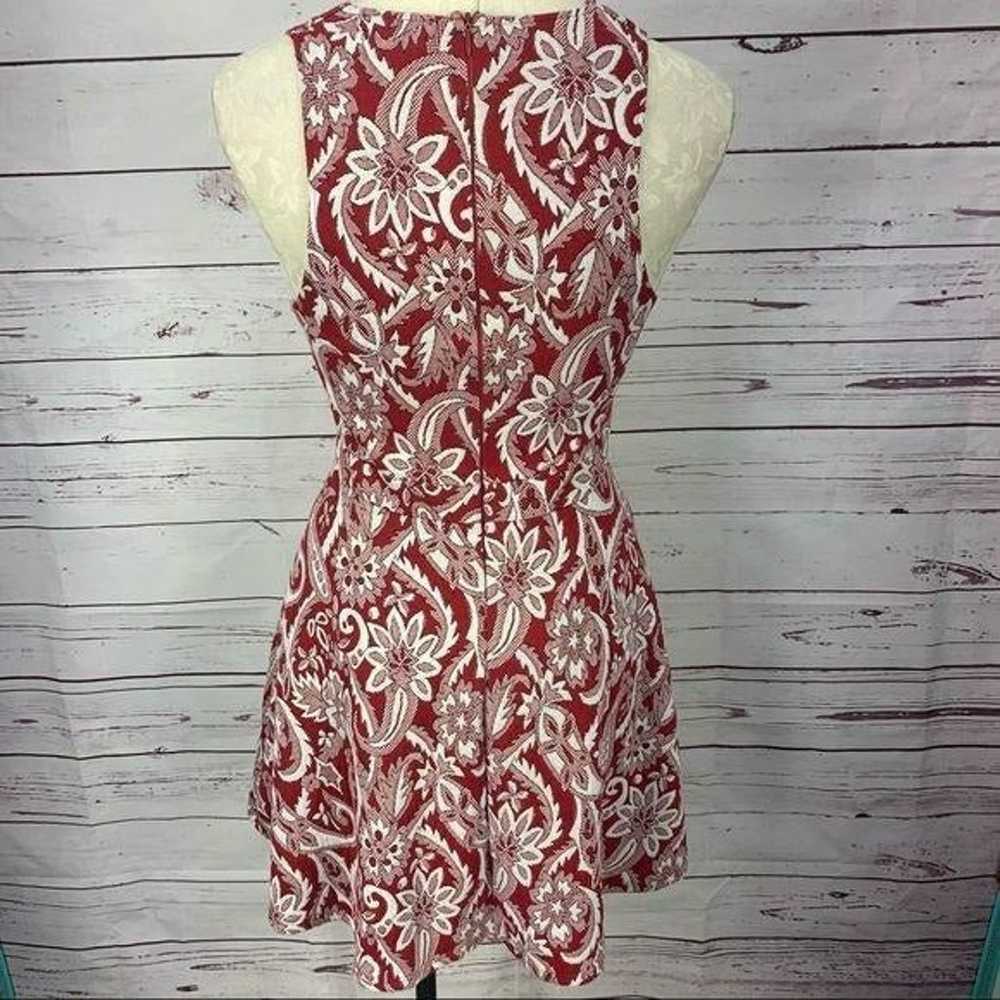 Eight Sixty Anthropologie Woman's Red Paisley V-N… - image 4