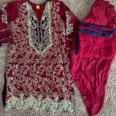 Pakistani maroon  fancy chiffon dress,L - image 1