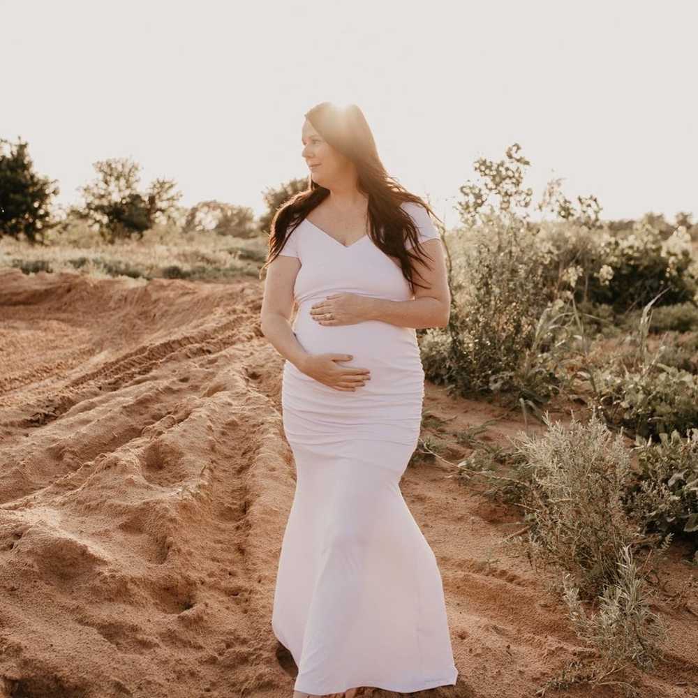 Pink blush maternity gown - image 2