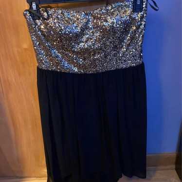 Womens Prom dress gold and black - image 1