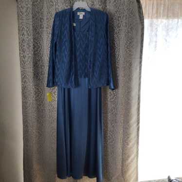 formal dress - image 1