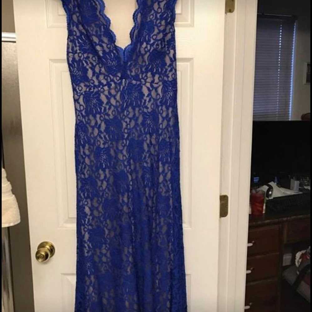Royal blue lace dress - image 2
