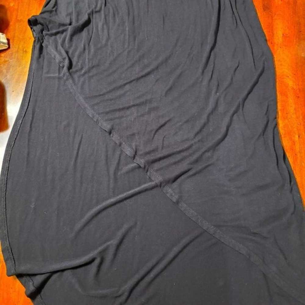 Torrid high slit black midi dress with short slee… - image 9