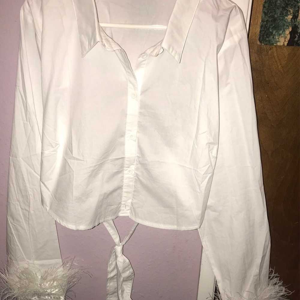 Plus size white button down feather crop top 3x - image 6