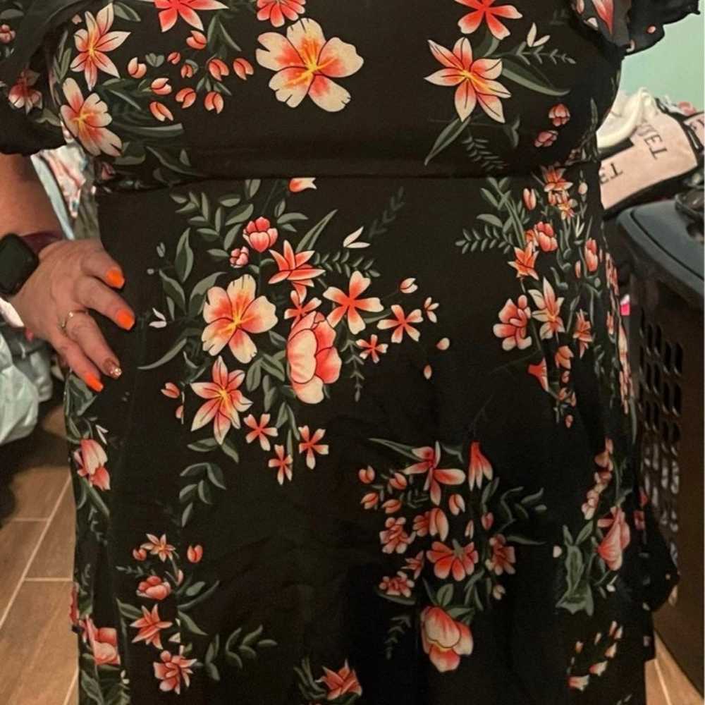 Floral cold shoulder dress 3X new - image 2