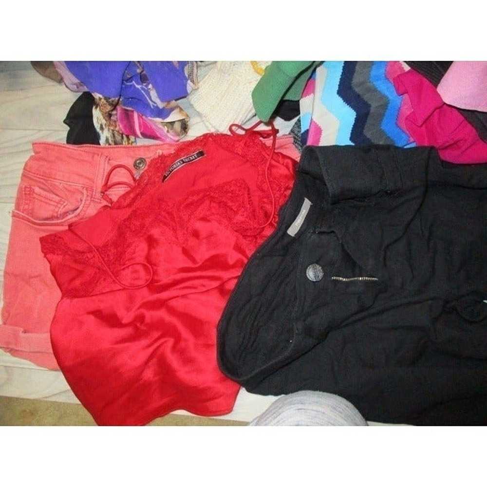 52 pc assorted women’s clothing Lot Bundle sizes … - image 3