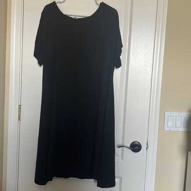 CHICO'S Black Drew  with Sleeve Detail A Line Slin