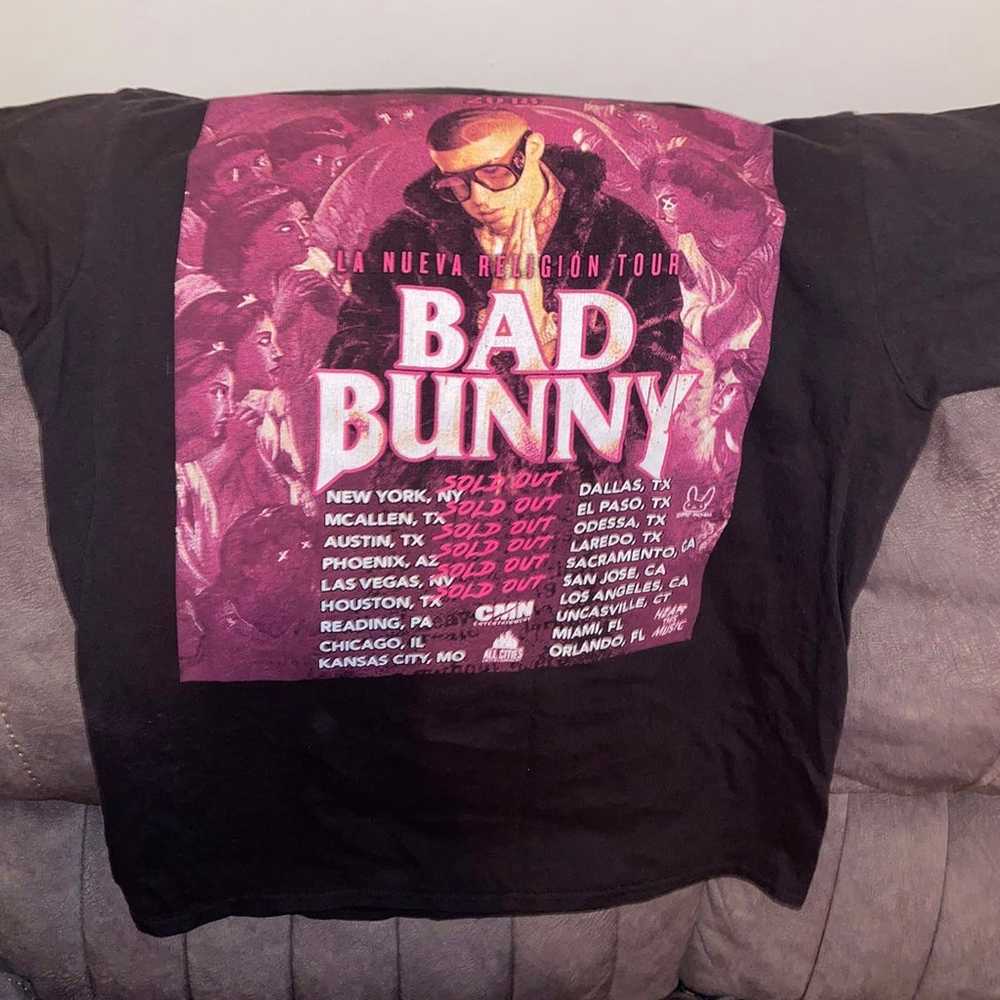 Bad bunny shirt - image 3