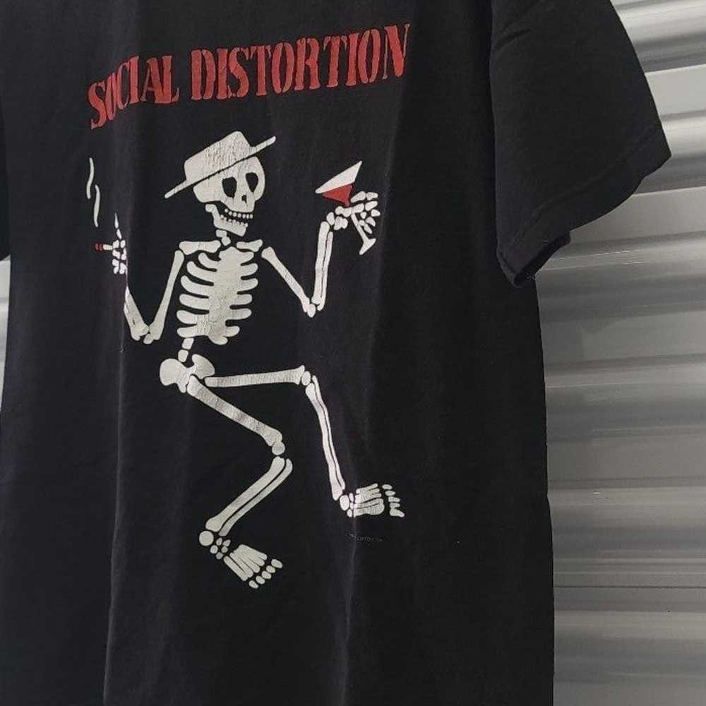 Vintage Social Distortion Skeleton T-Shirt Size M… - image 2