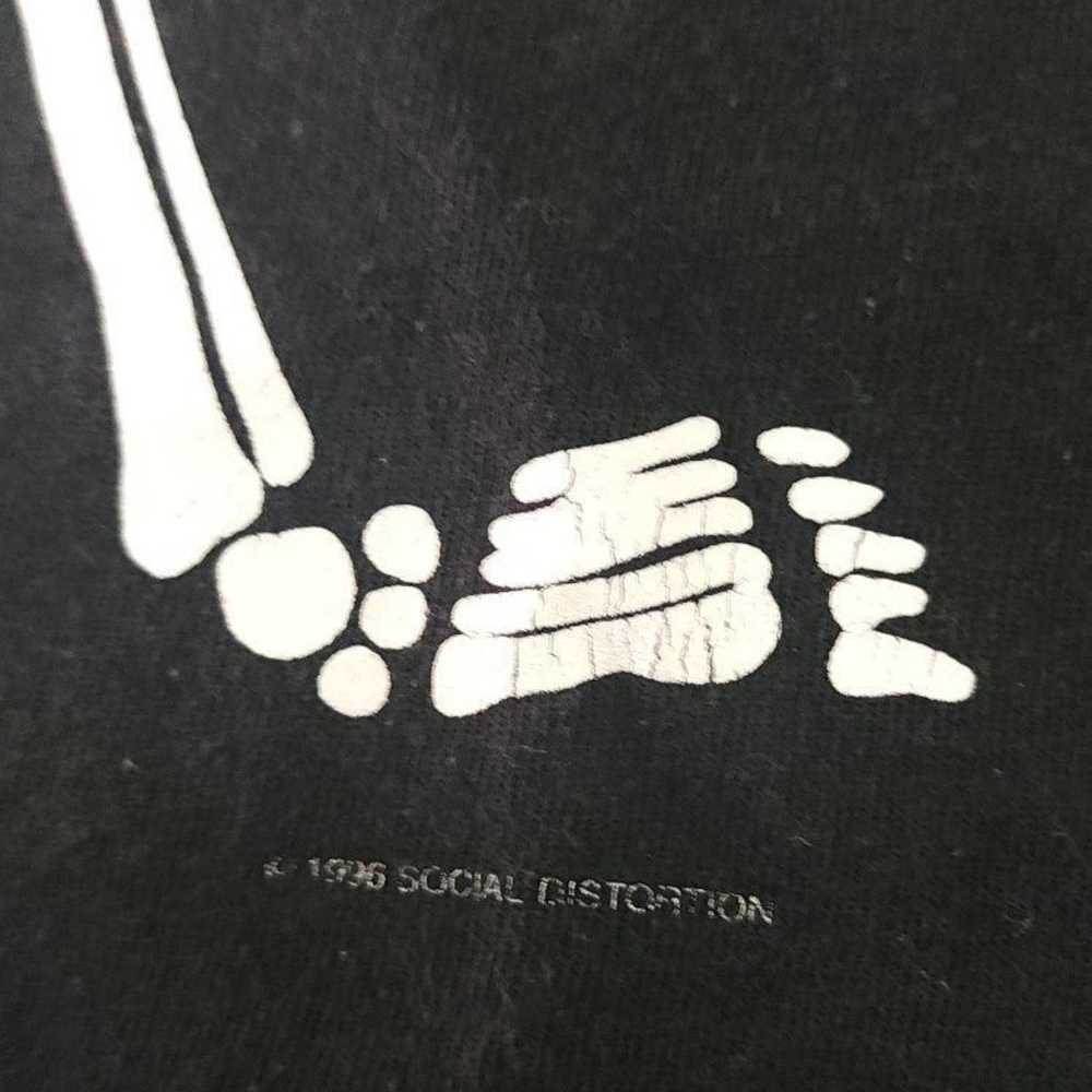 Vintage Social Distortion Skeleton T-Shirt Size M… - image 3