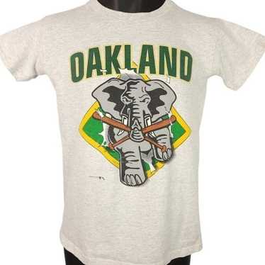 Oakland Athletics As T Shirt Vintage 90s MLB Base… - image 1