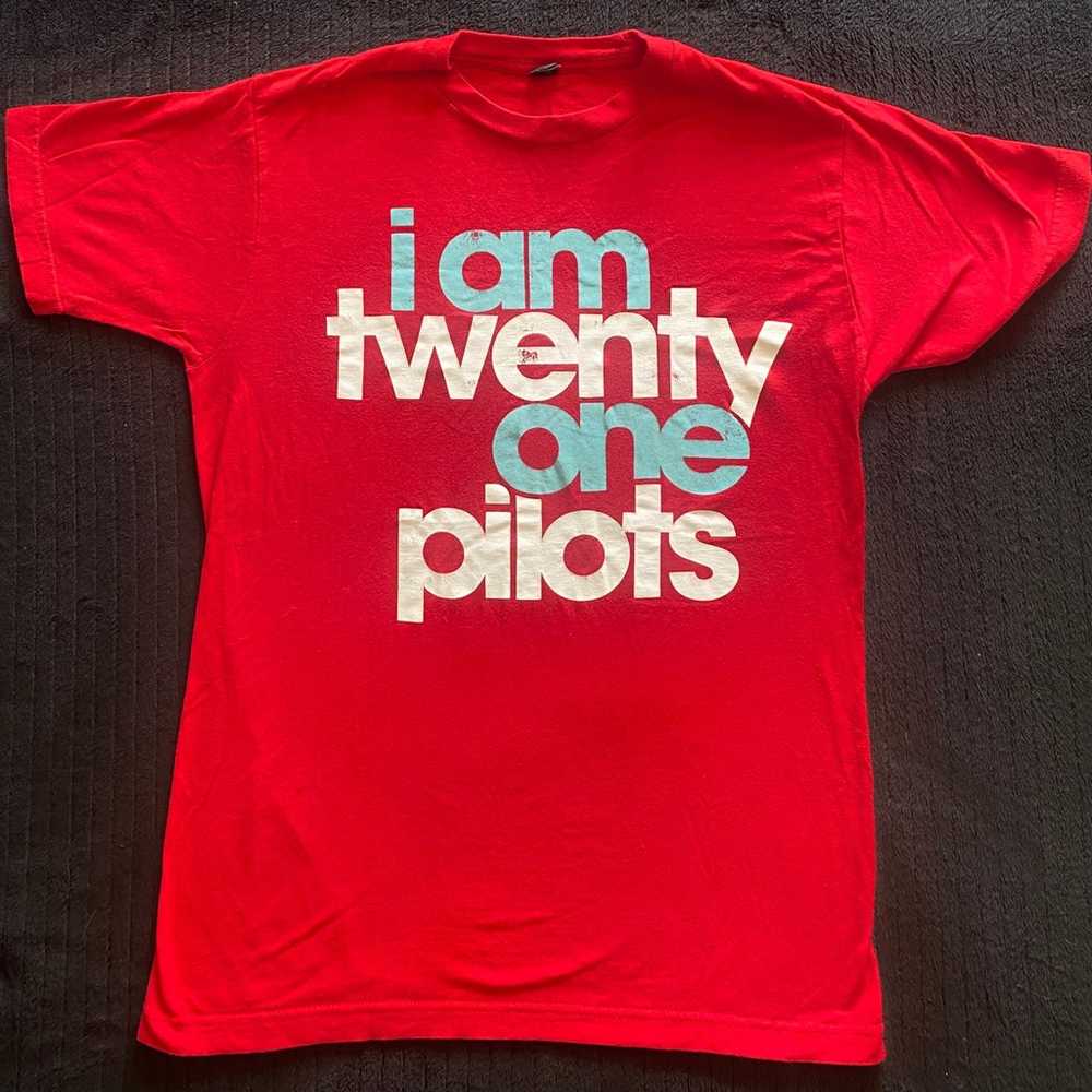 I am twenty one pilots shirt - image 1