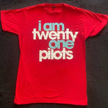 I am twenty one pilots shirt - image 1