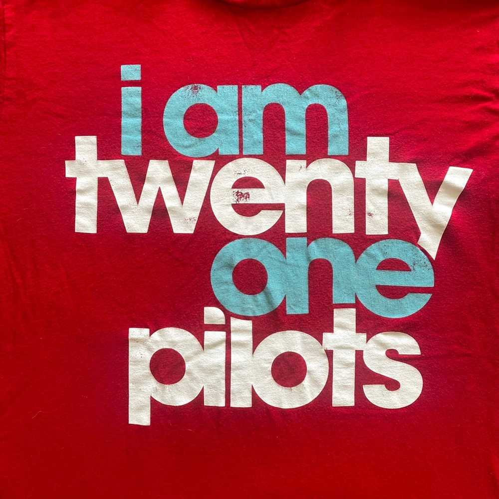 I am twenty one pilots shirt - image 2