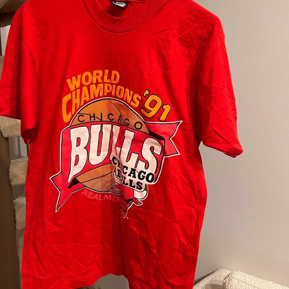 1991 Chicago Bulls World Champions shirt - image 1