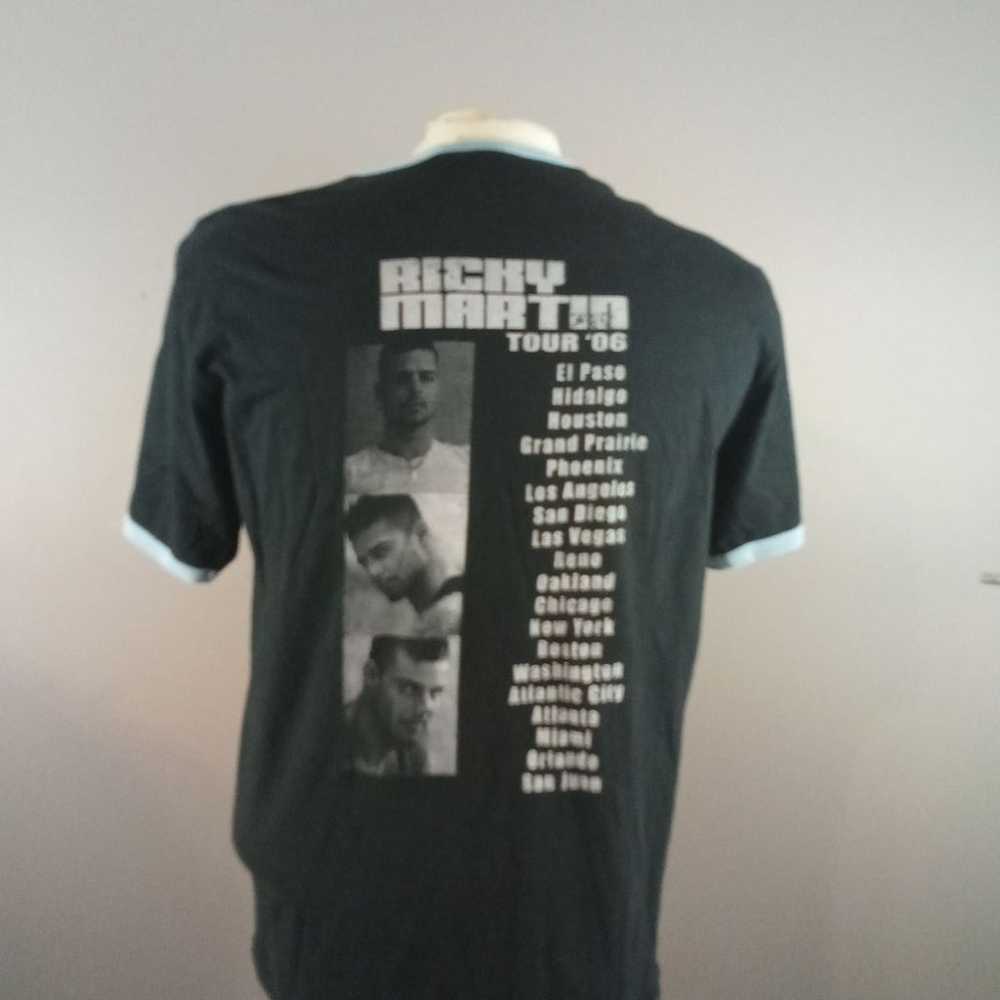 2004 Ricky Martin concert T-shirt XL - image 3
