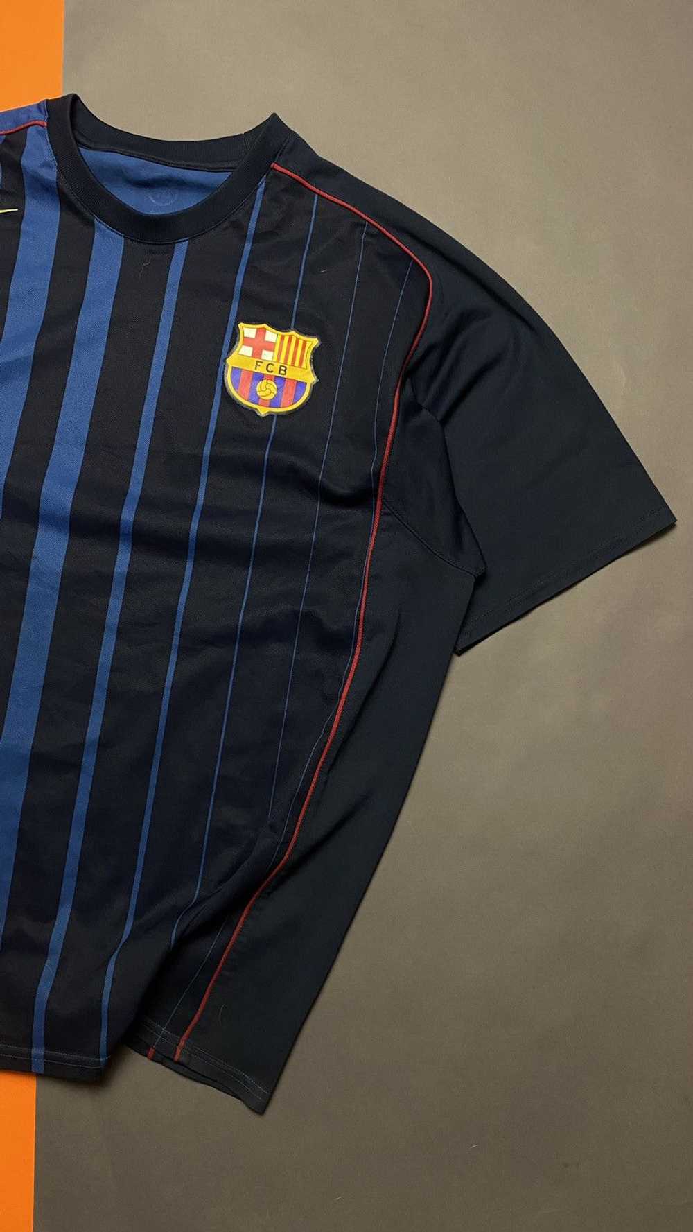 F.C. Barcelona × Nike × Soccer Jersey Vintage Bar… - image 2