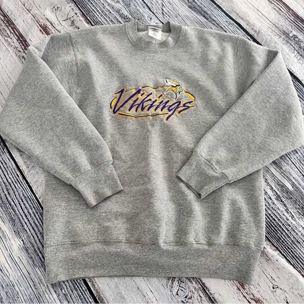 Vintage Vintage Minnesota Vikings Gray Crewneck S… - image 1