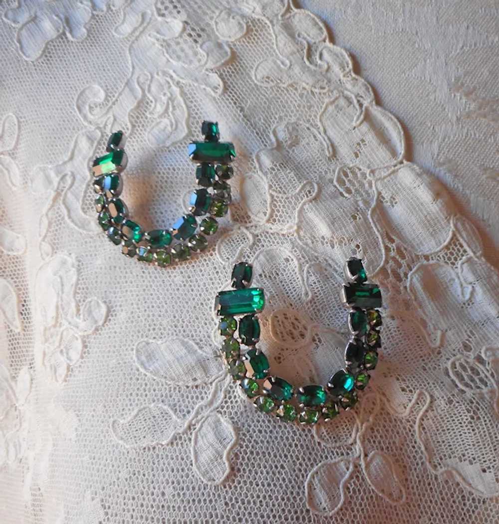 Pair Horseshoe Green Rhinestone Pins Vintage Silv… - image 3