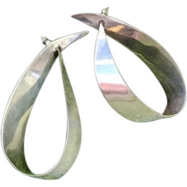 1980s Silver Infinity Hoop Earrings Pierced - image 1