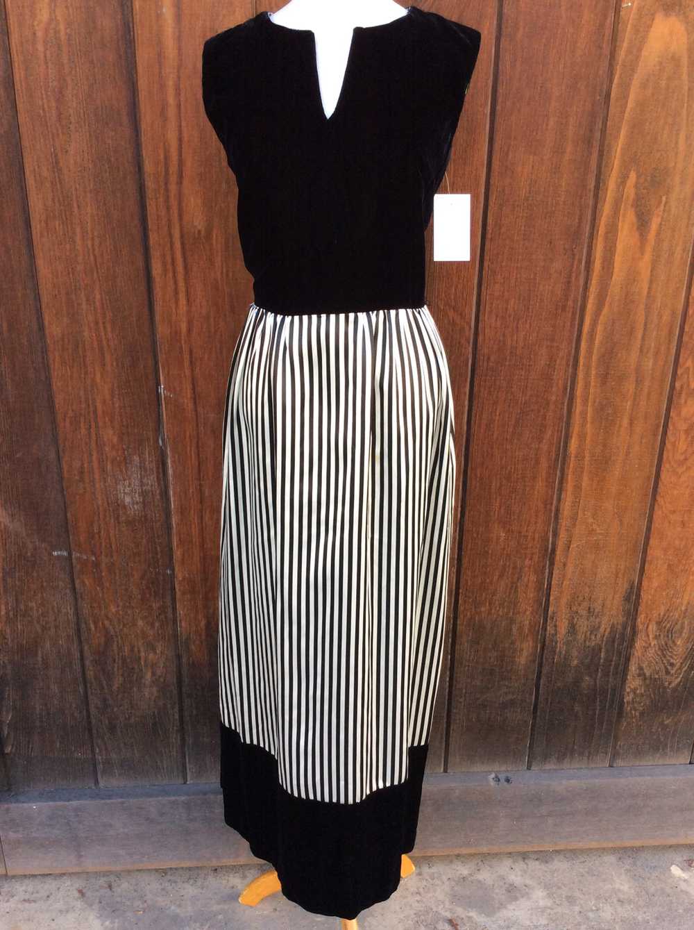Black velvet striped dress - image 1