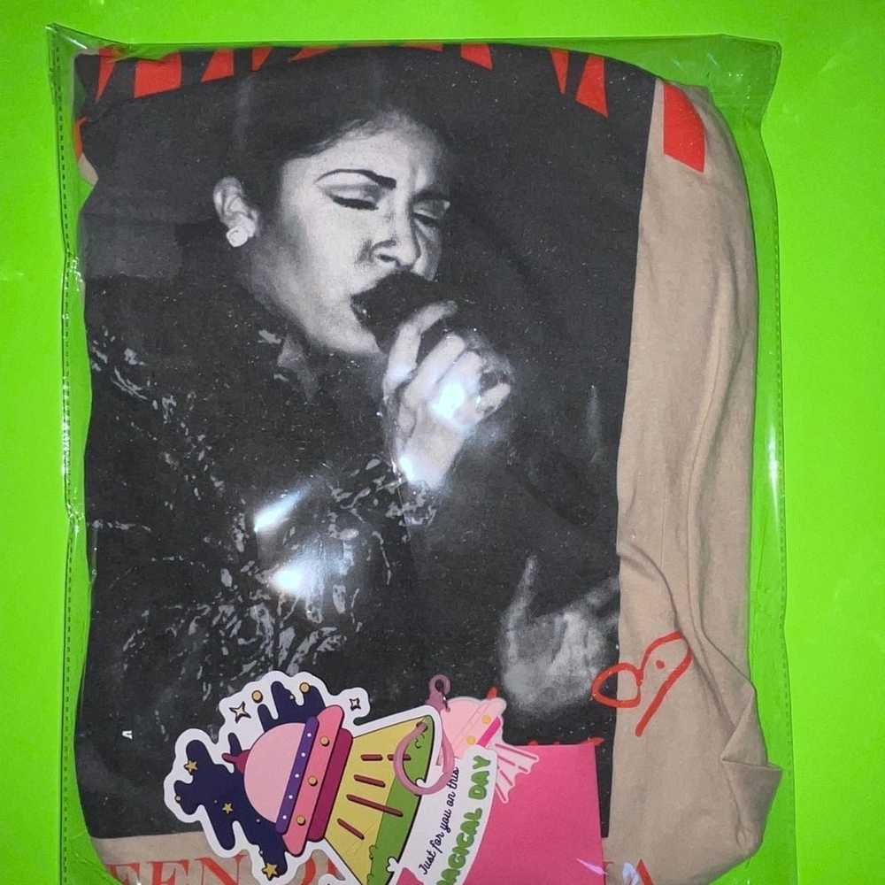 Brand new Selena Quintanilla pop art signature sh… - image 4