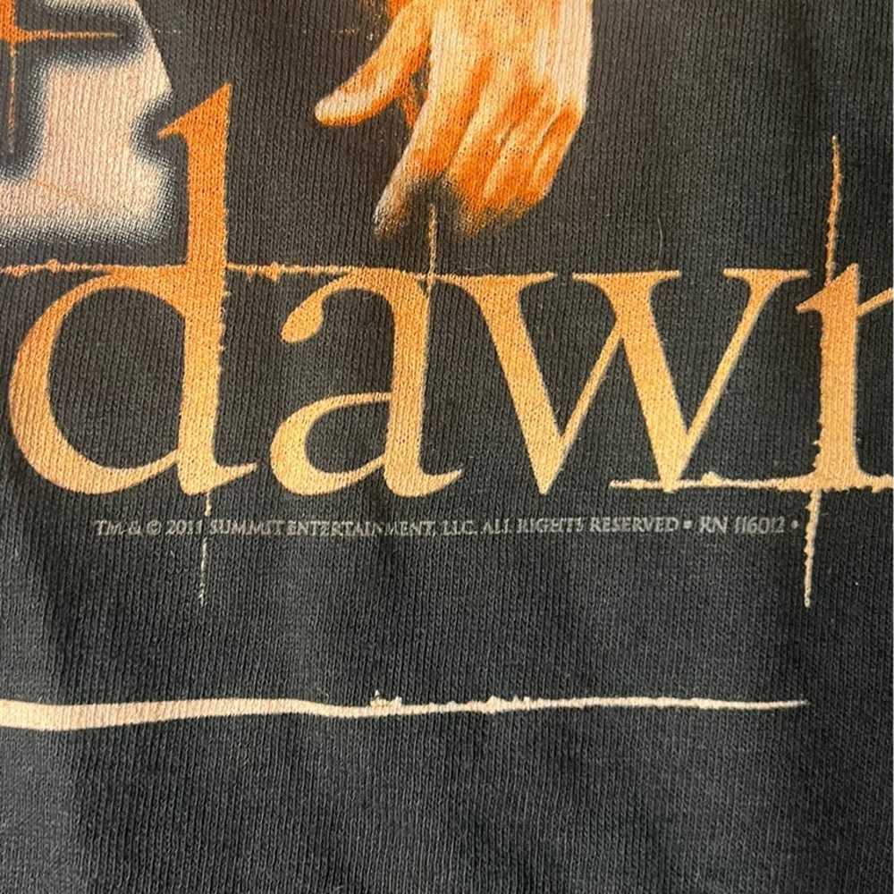 2011 twilight breaking dawn part 1 shirt - image 3