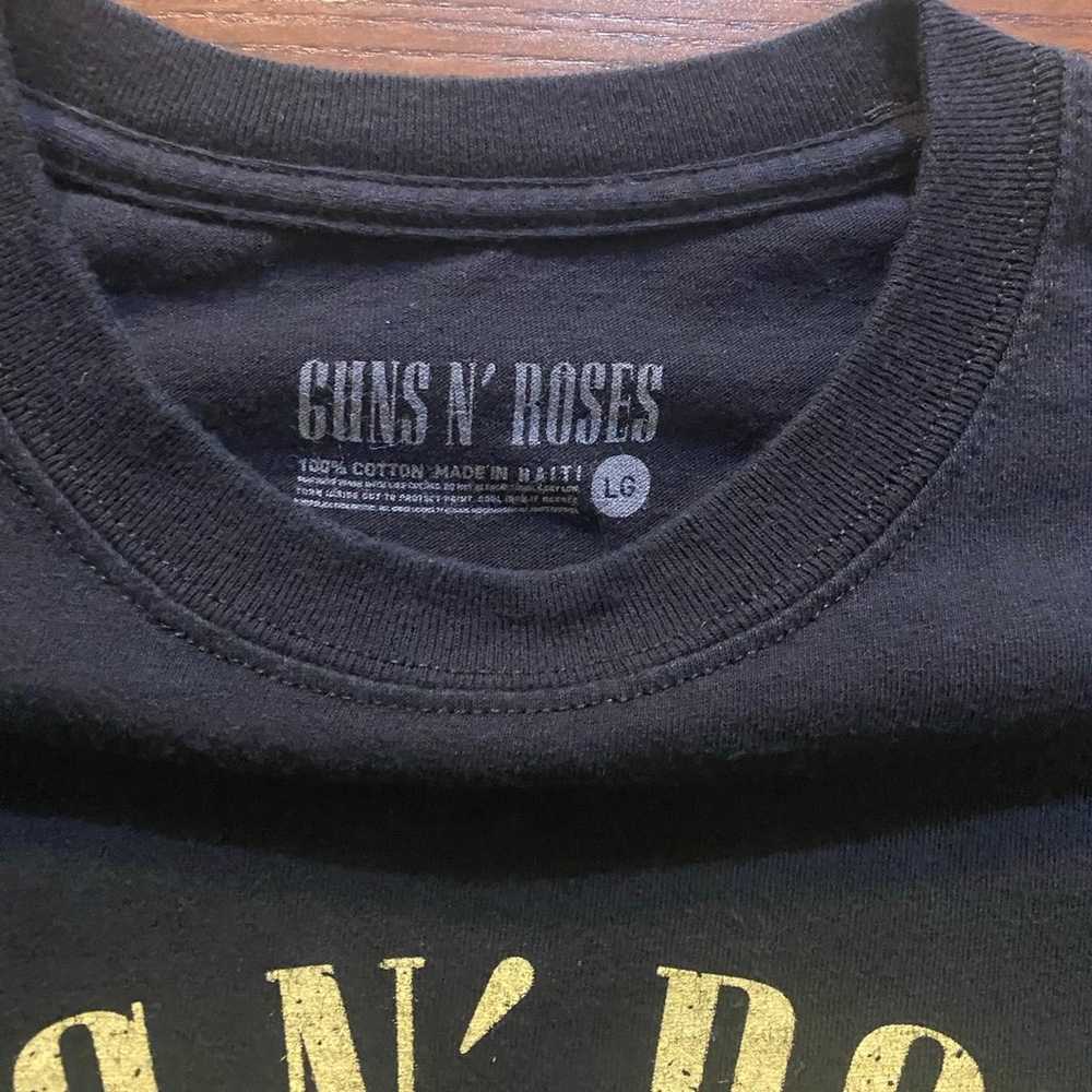 Guns n Roses  2016 NITLT t shirt large - image 3
