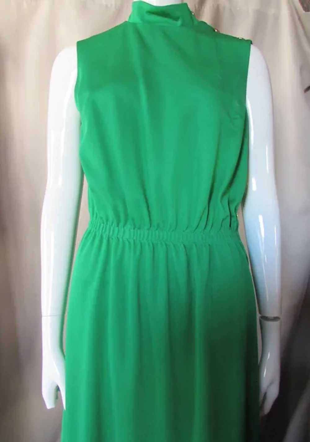 SALE Casual 1970 Era Maxi Dress in Emerald Green … - image 10