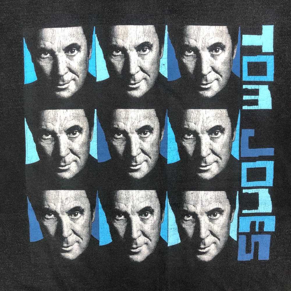 Vintage 2004 Tom Jones Tour Concert T Shirt Size … - image 3