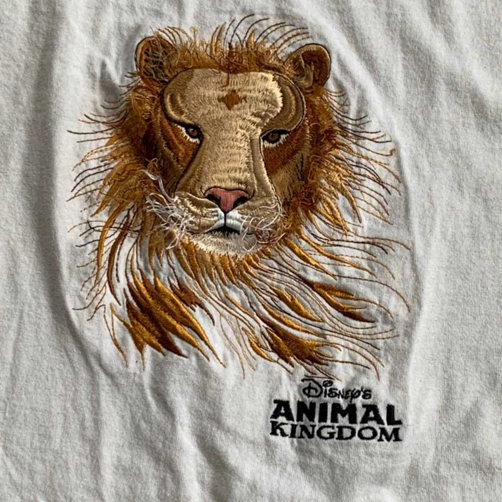 Vtg Disney Animal Kingdom Lion Mane Tee - image 3