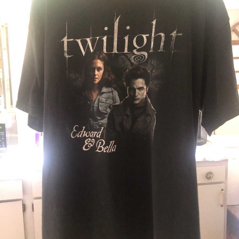 Vtg Anvil twilight Bella and Edward tshirt black!… - image 1
