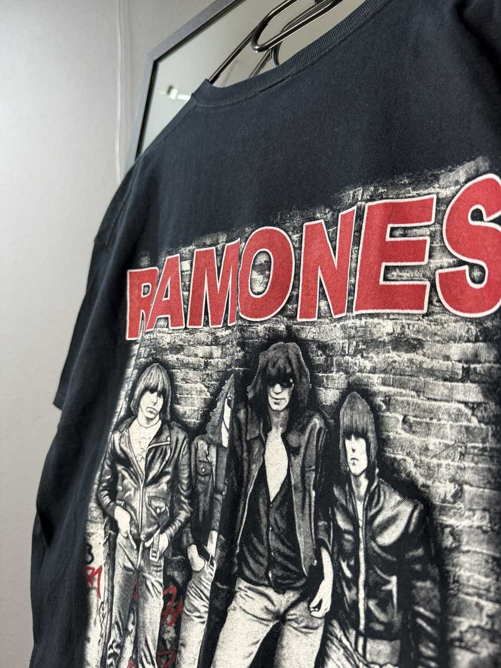 Band Tees × Rock T Shirt × Vintage Vintage Ramone… - image 6